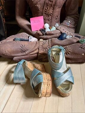 Vintage Y2K Metallic Blue Cork Wedge Sandals Size 7